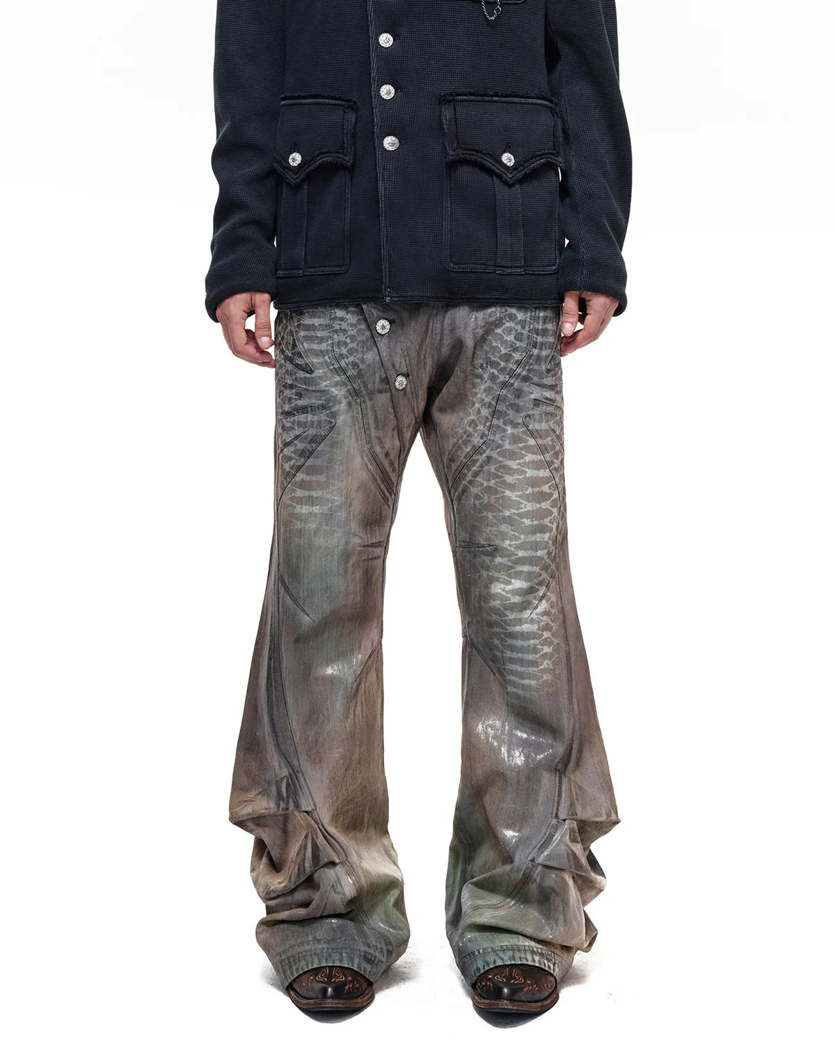 Personsoul Python-Pattern Pleated Flared Jeans