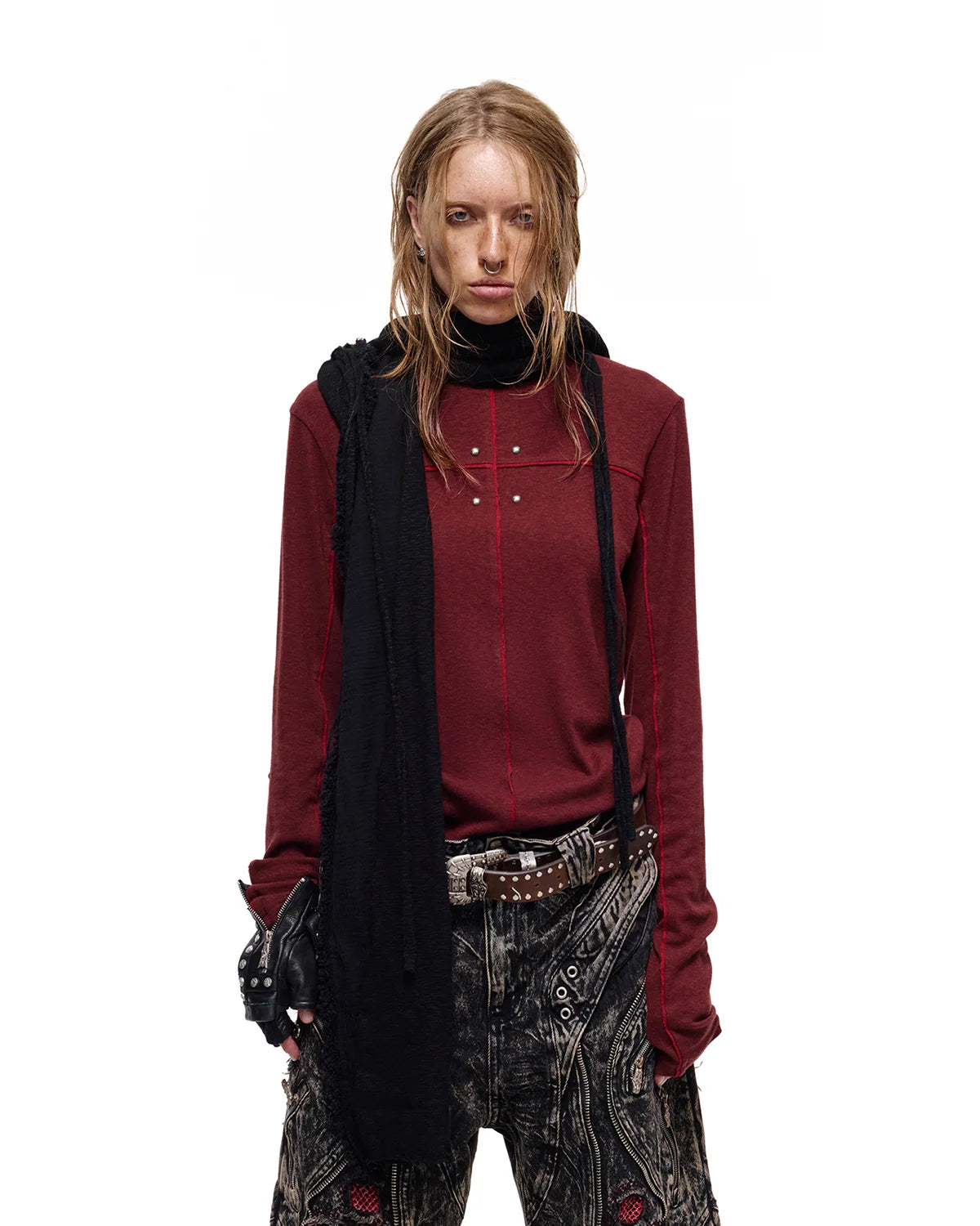 Personsoul Rhinestone Panel-Line Turtleneck Red