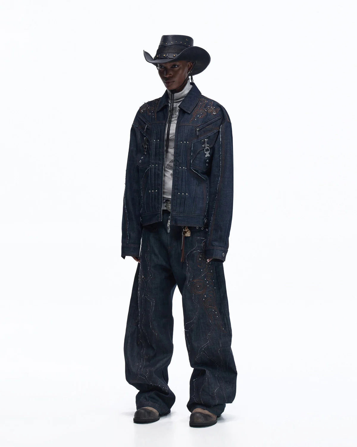 Personsoul Patchwork-Embroidered Raw Denim Scimitar Pants