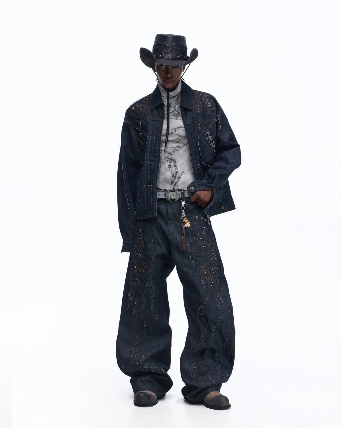 Personsoul Patchwork-Embroidered Raw Denim Scimitar Pants