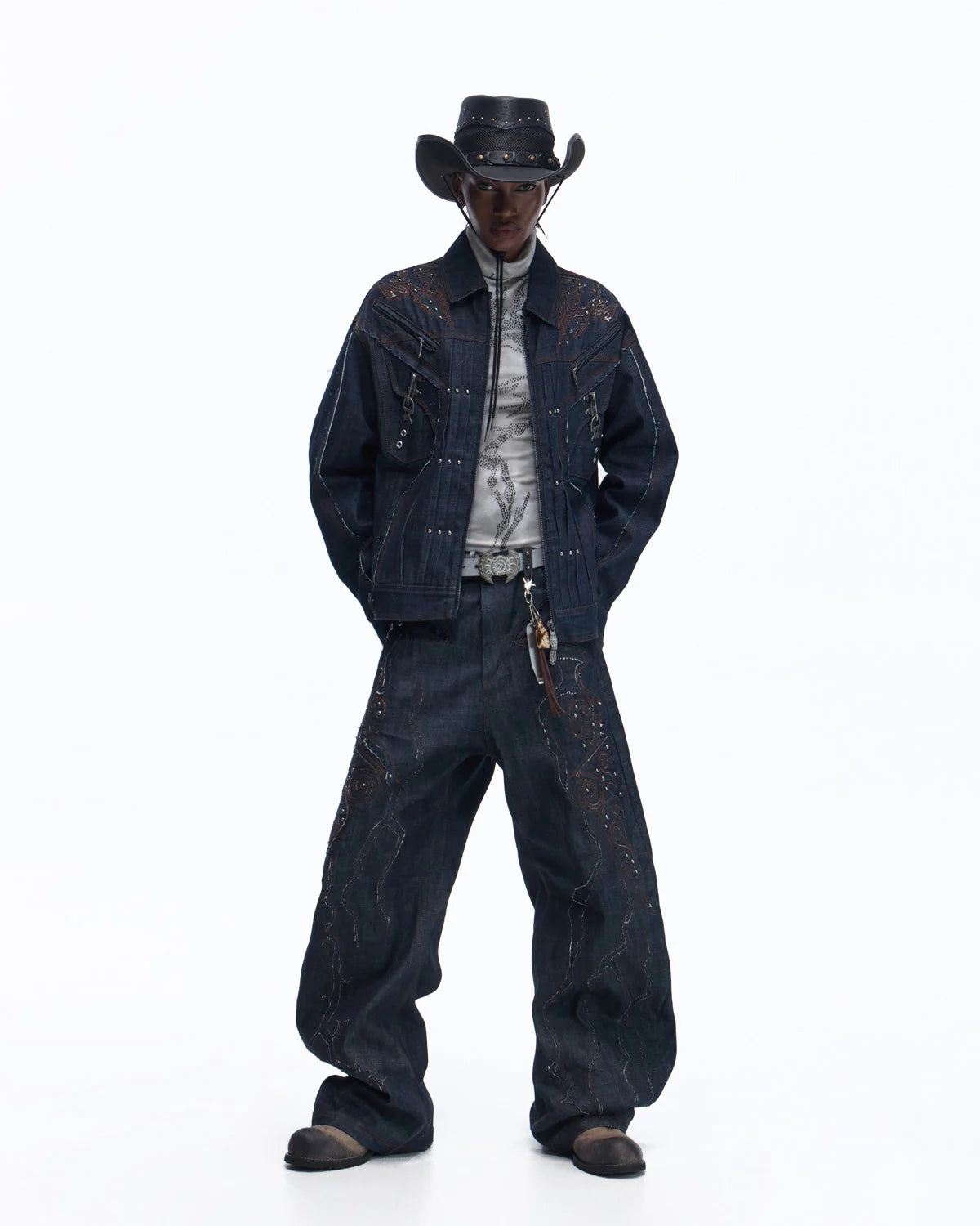 Personsoul Patchwork-Embroidered Raw Denim Scimitar Pants