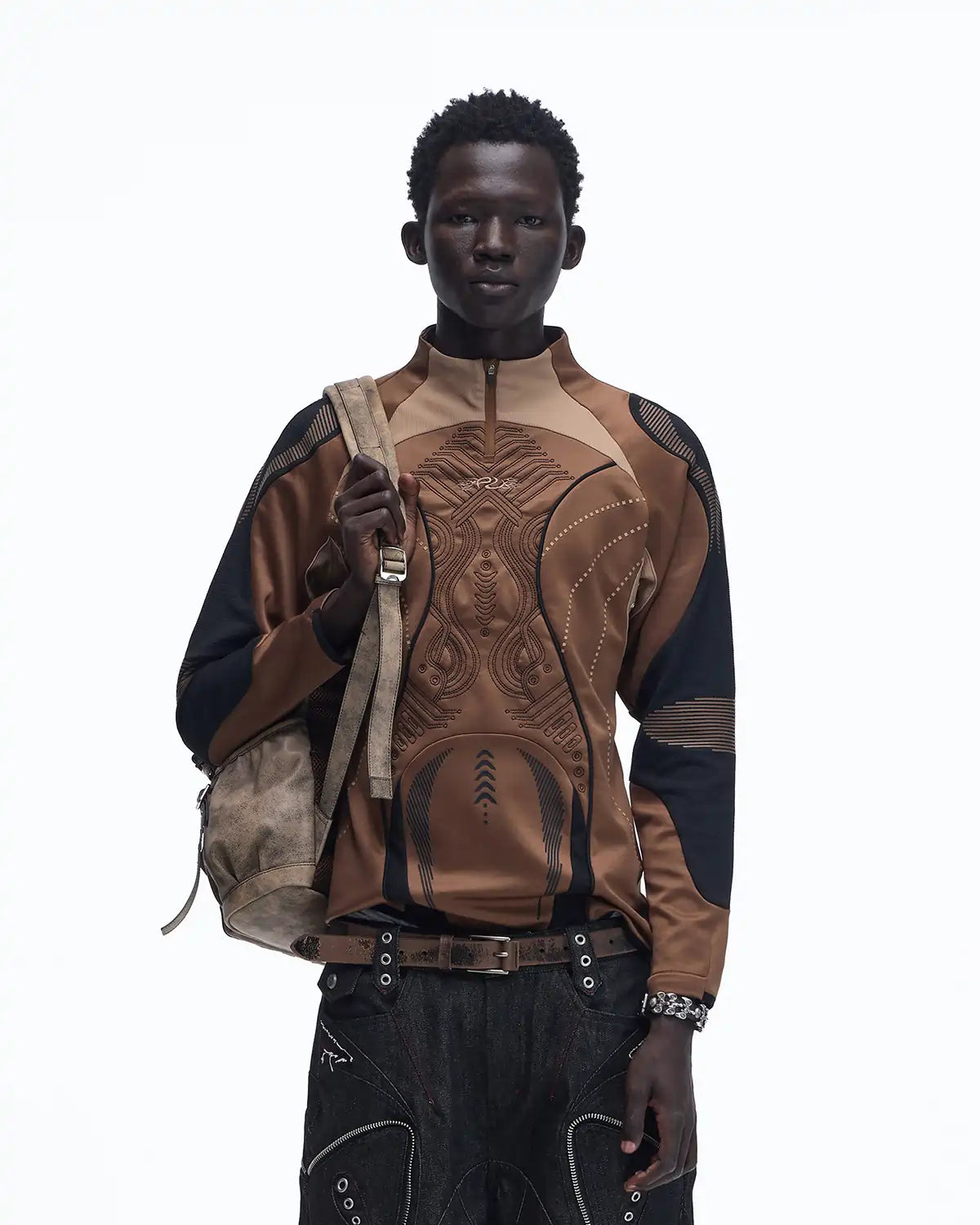 Personsoul Geometric Curve Mock Neck Top brown