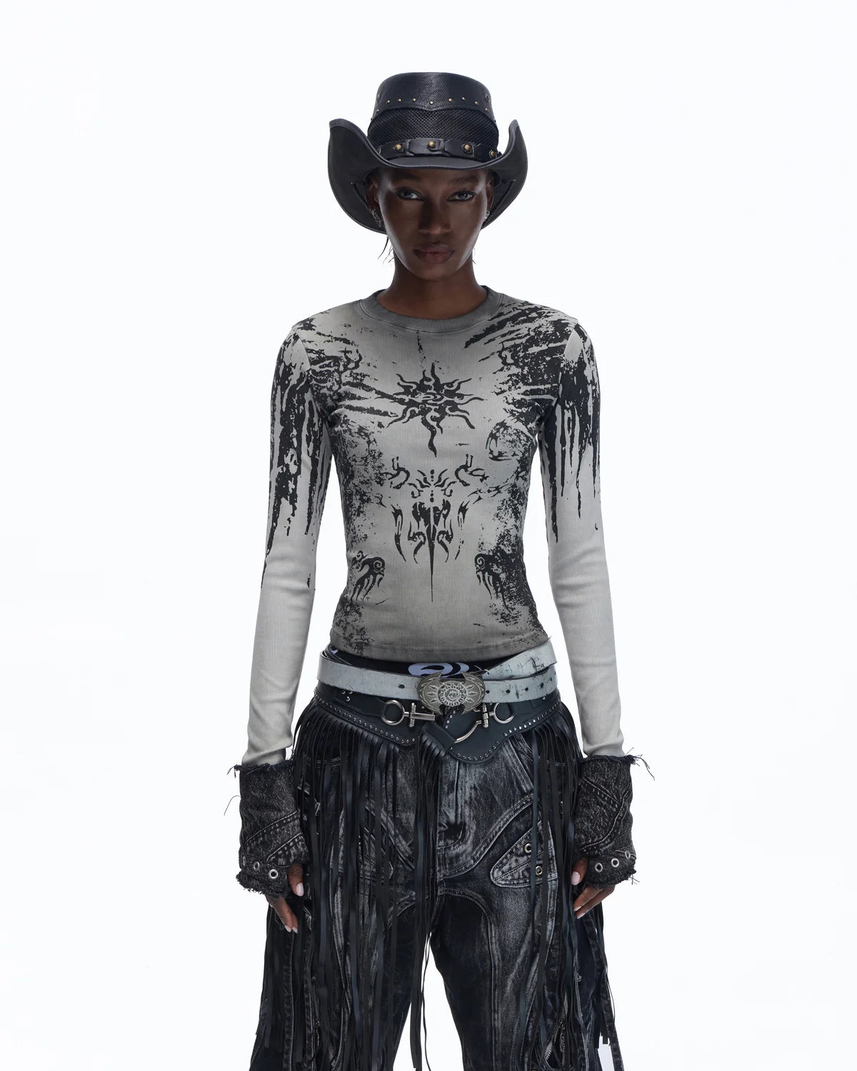 Personsoul Sun Totem Slim Long Sleeve Tee