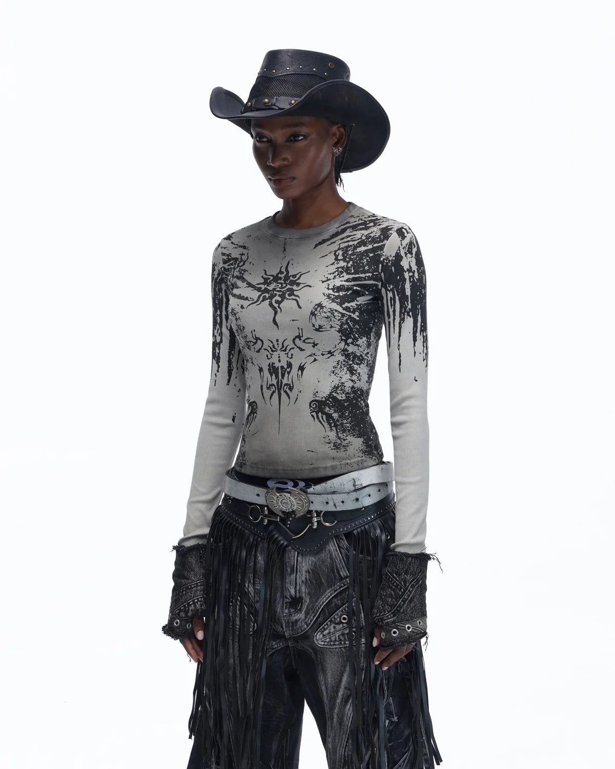 Personsoul Sun Totem Slim Long Sleeve Tee