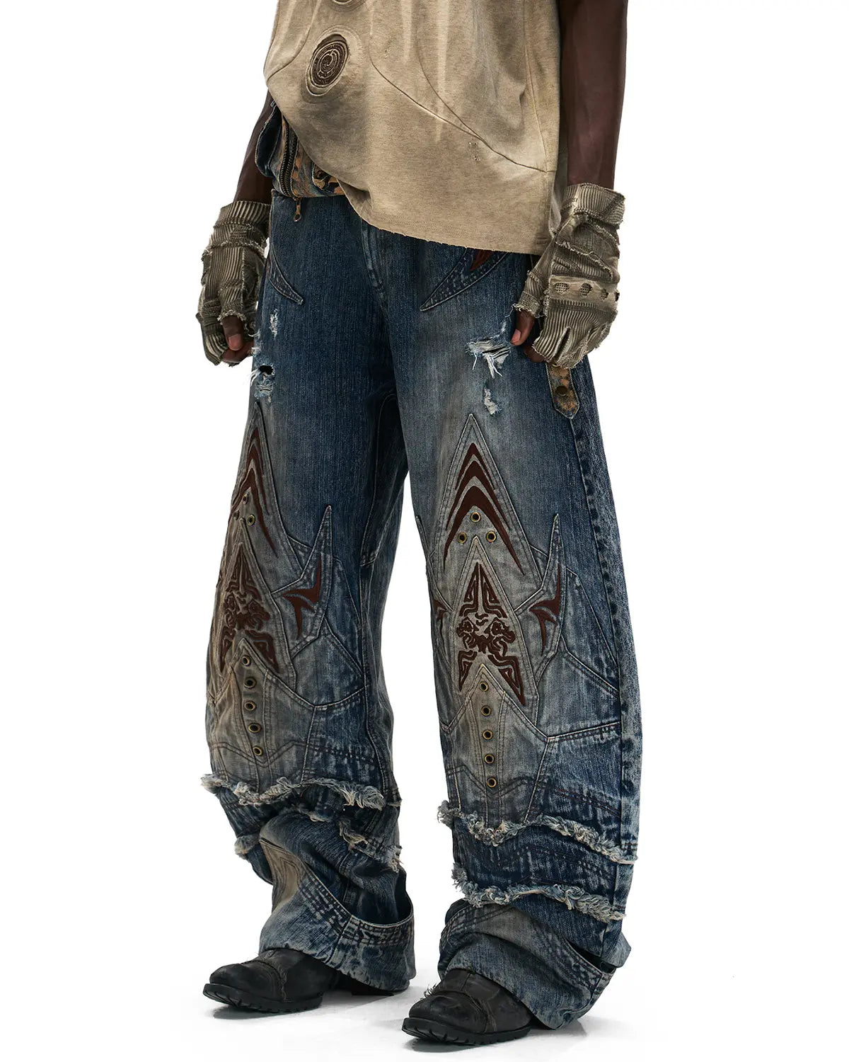 Personsoul Mythical Beast Face Curved Denim Jeans