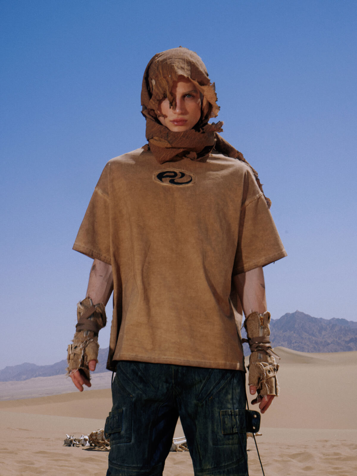 Personsoul Symbolic Oversized Graphic Tee