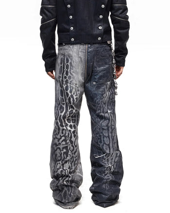 Personsoul Asymmetric Crocodile Embroidery Jeans