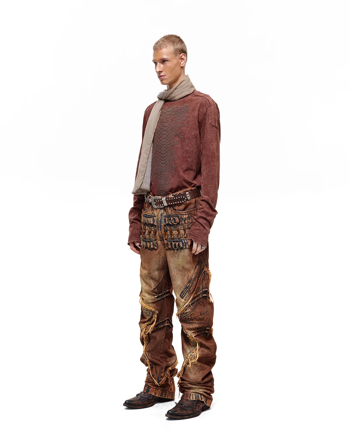 Personsoul Weathered Clay Extra-Long Curved Jeans