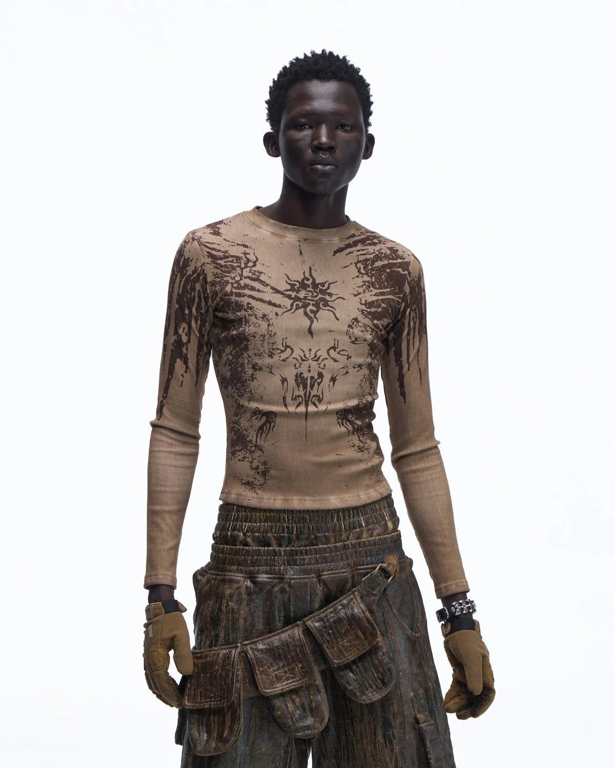 Personsoul Sun Totem Slim Long Sleeve Tee In Brown
