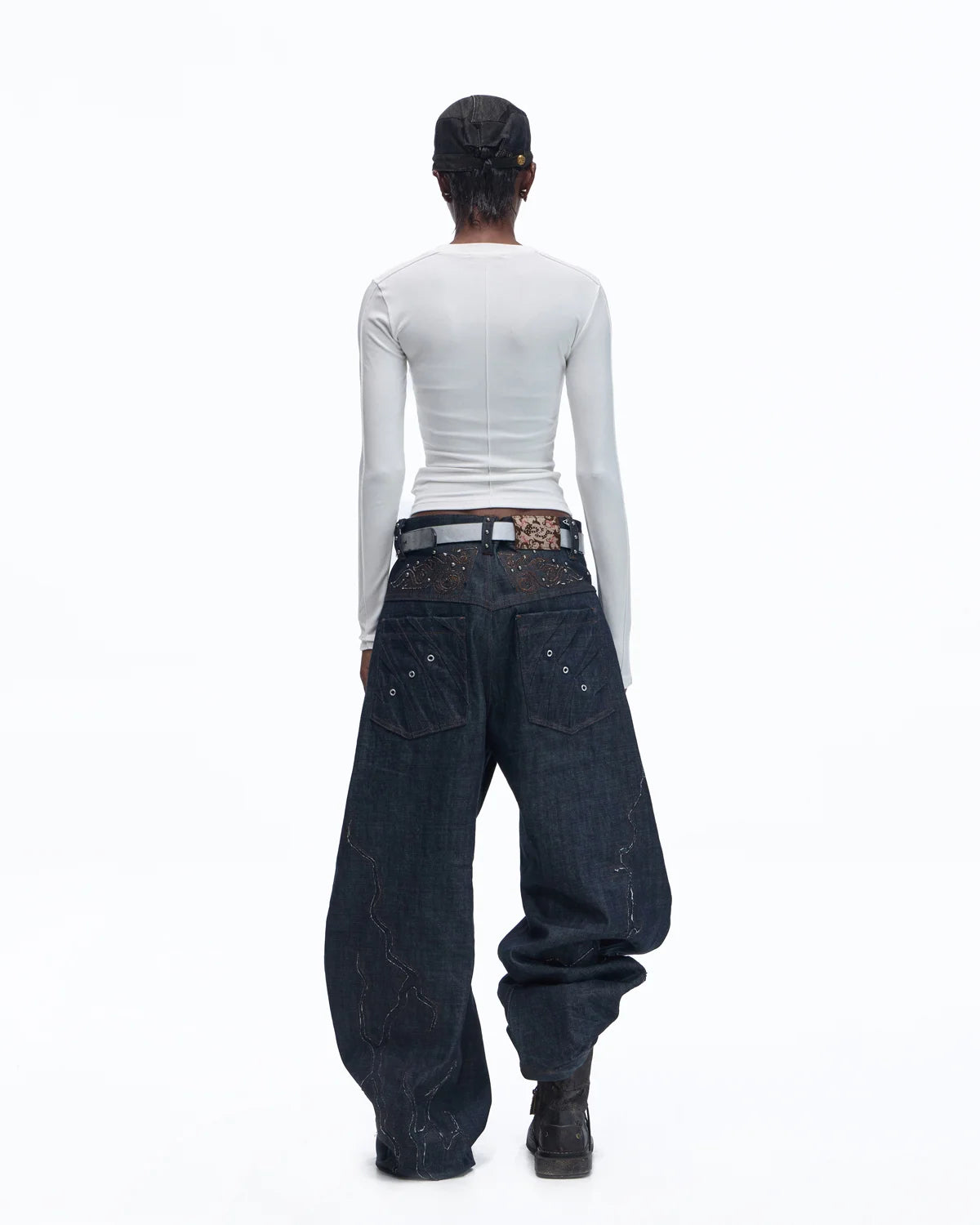 Personsoul Essential Long Sleeve Crewneck