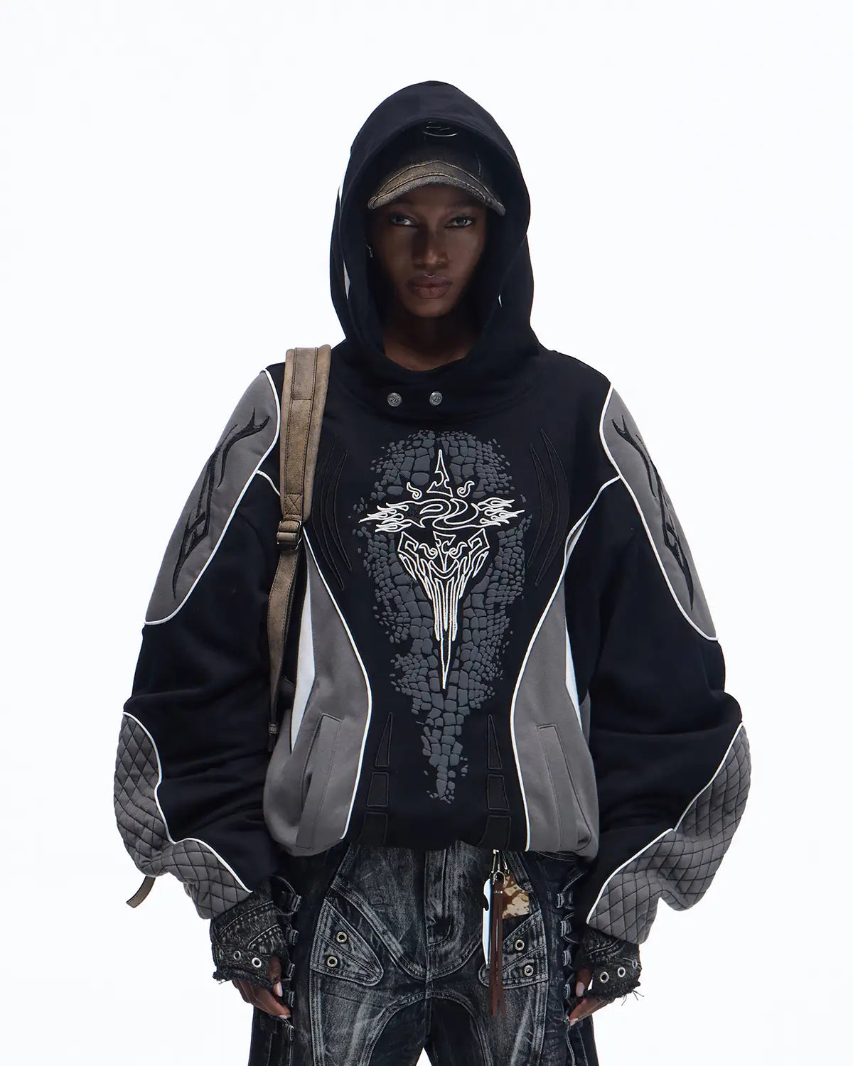 Personsoul Totem Color-Block Racing Hoodie In Black