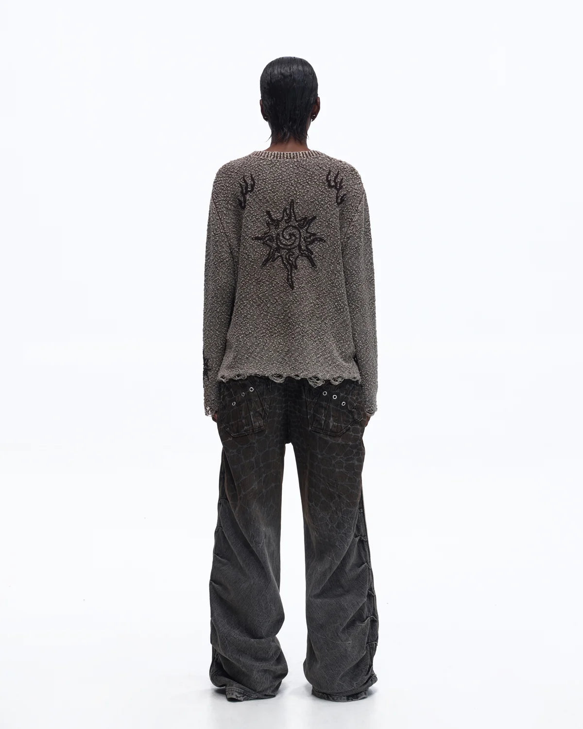 Personsoul Pom-Pom Long-Sleeve Henley Shirt