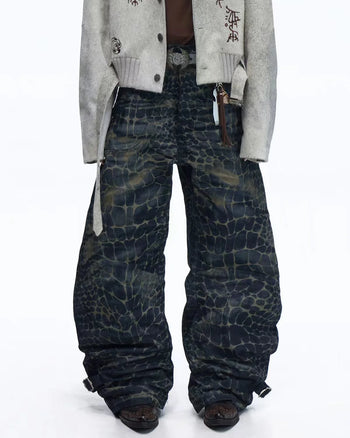 Personsoul Laser-Etched Crocodile-Patterned Raw Denim Curved Jeans