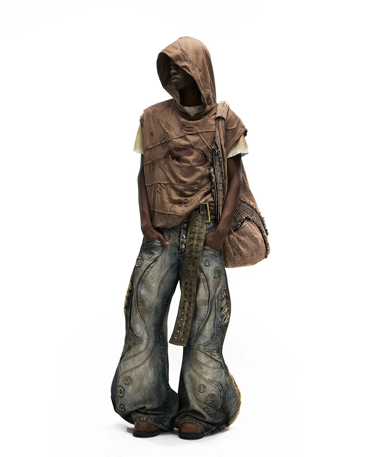 Personsoul Circle Totem Asymmetrical Curved Jeans