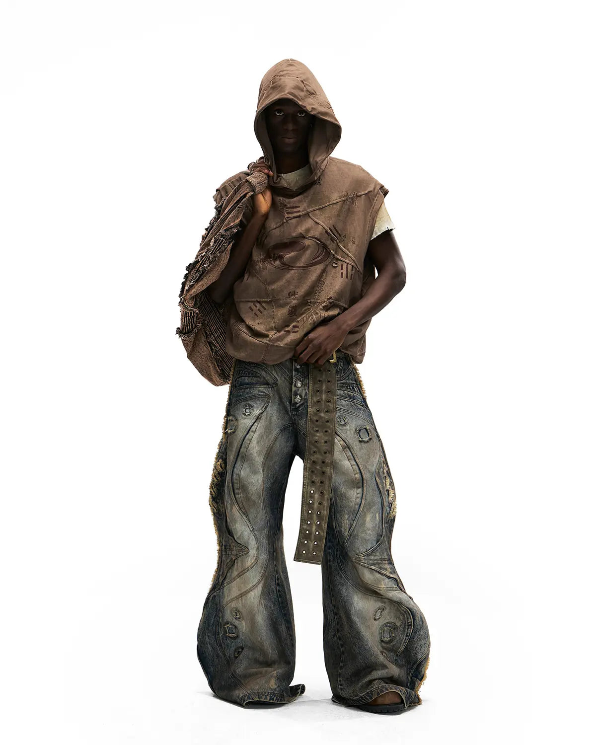 Personsoul Circle Totem Asymmetrical Curved Jeans