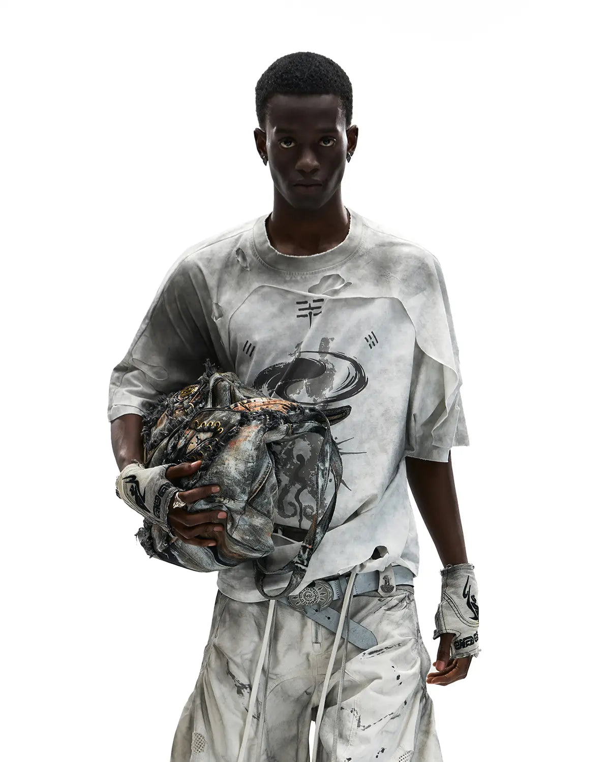 Personsoul Double-Layer Distressed Mythology Print T-Shirt