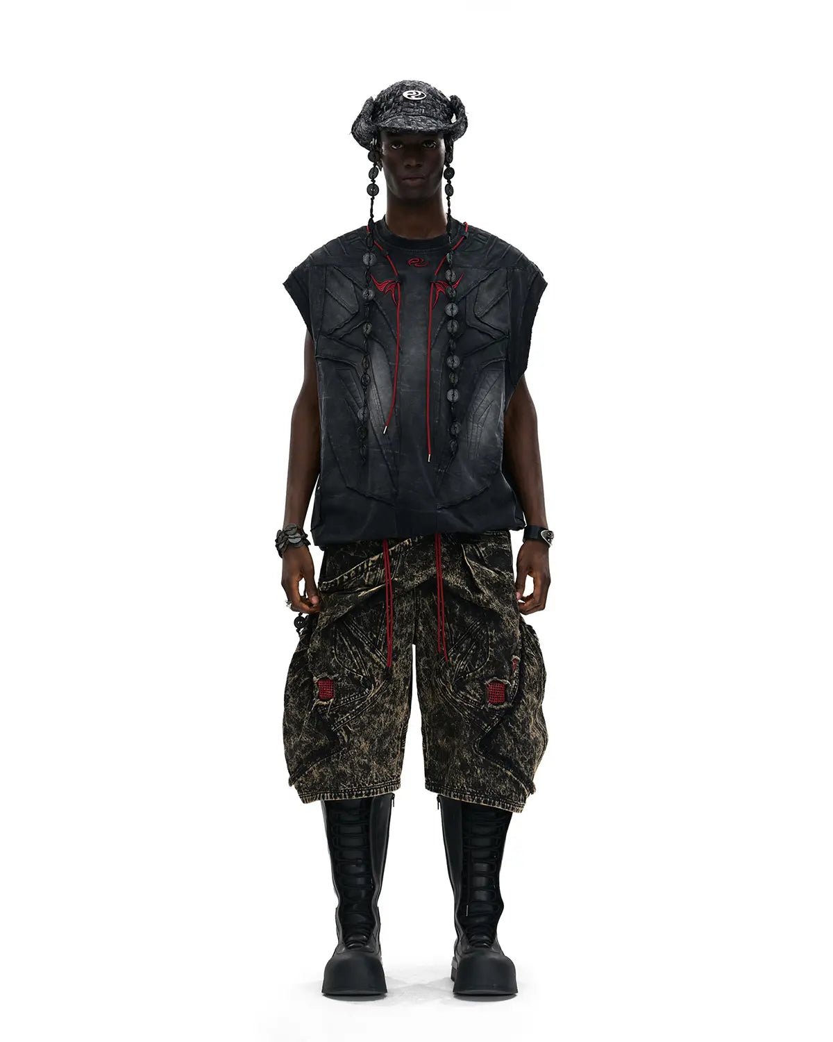 Personsoul Deconstructed Contrasting Embroidery Sleeveless T-Shirt In Black