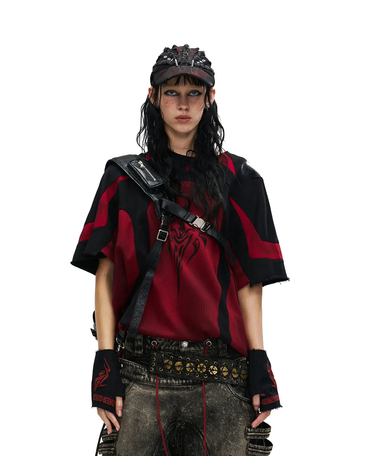 Personsoul Mythical Beast Motif Patchwork T-Shirt In Red