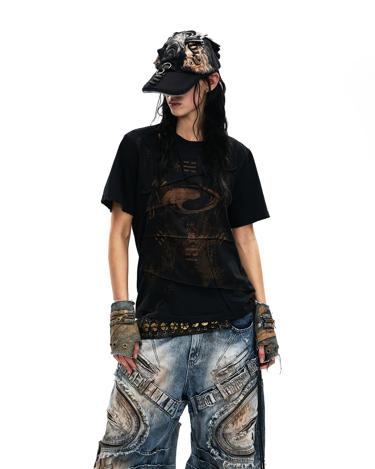 Personsoul Bagua Fuxi Printed T-Shirt In Black