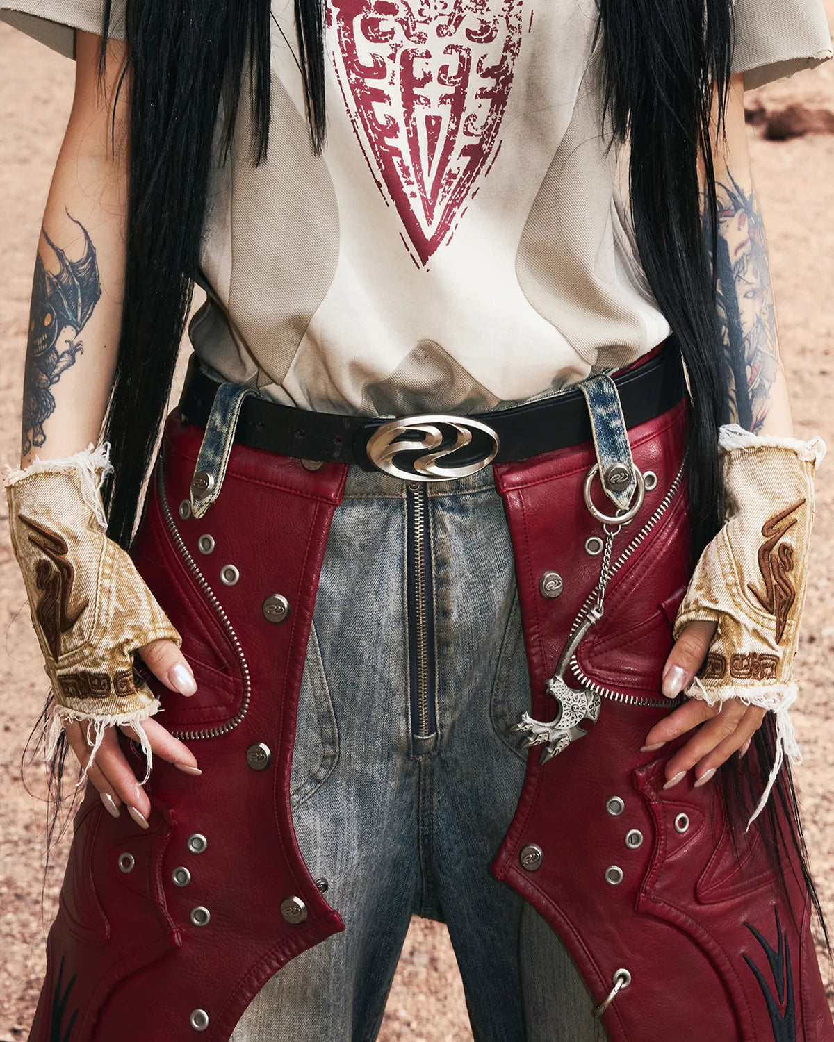 Personsoul Washed Embroidered Denim Gloves Brown