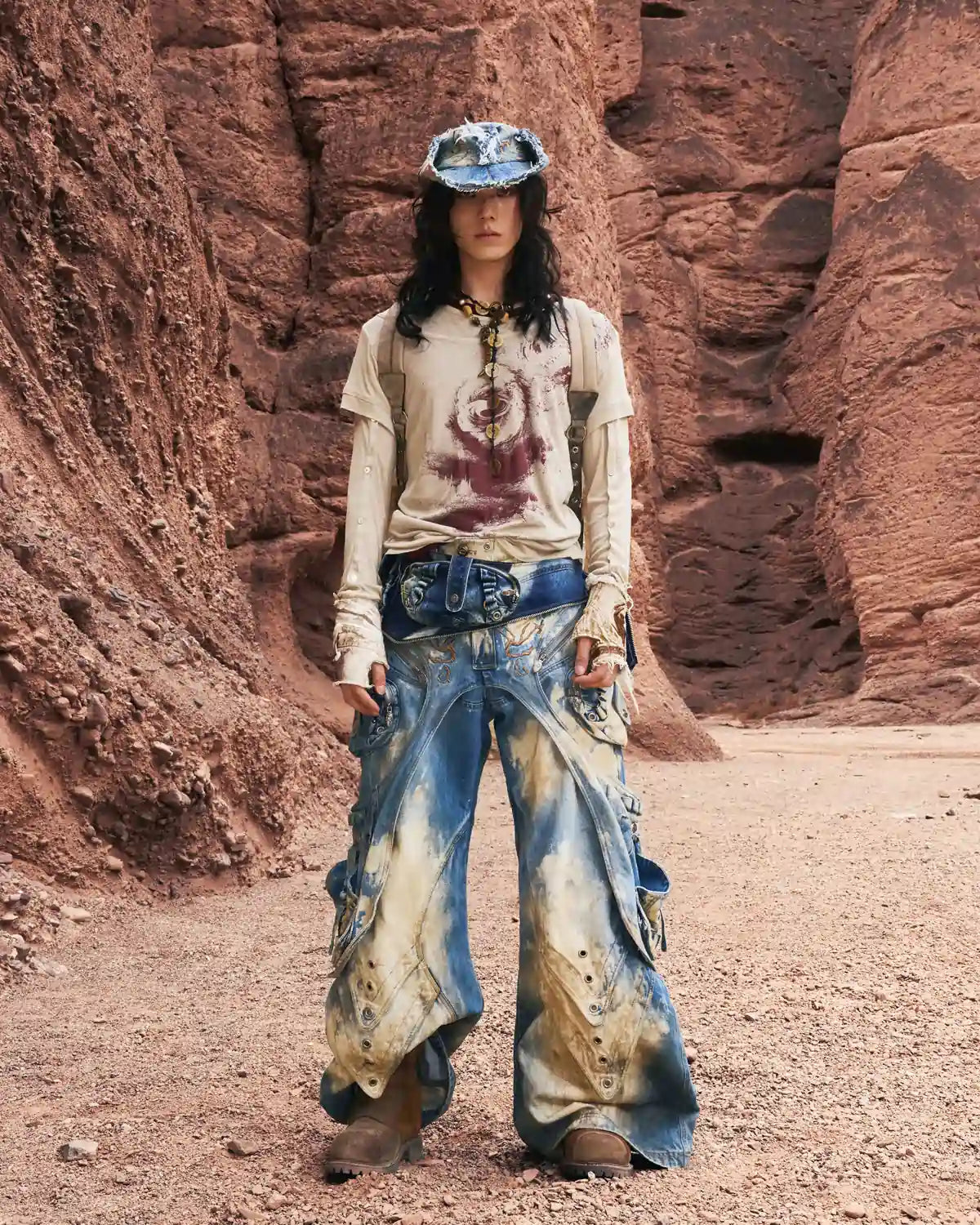 Personsoul Embroidered Blue-to-White Gradient Denim Jeans