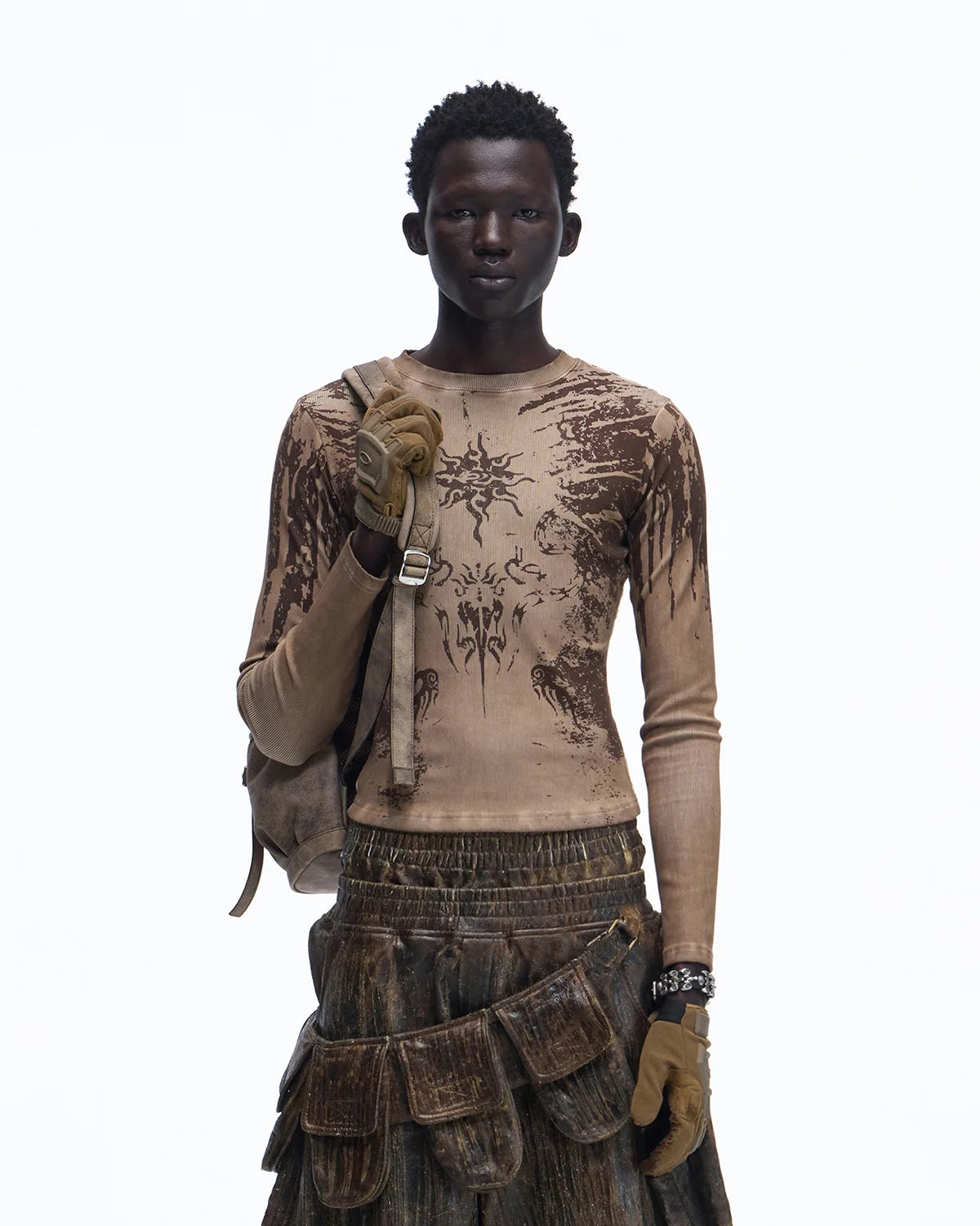 Personsoul Sun Totem Slim Long Sleeve Tee In Brown