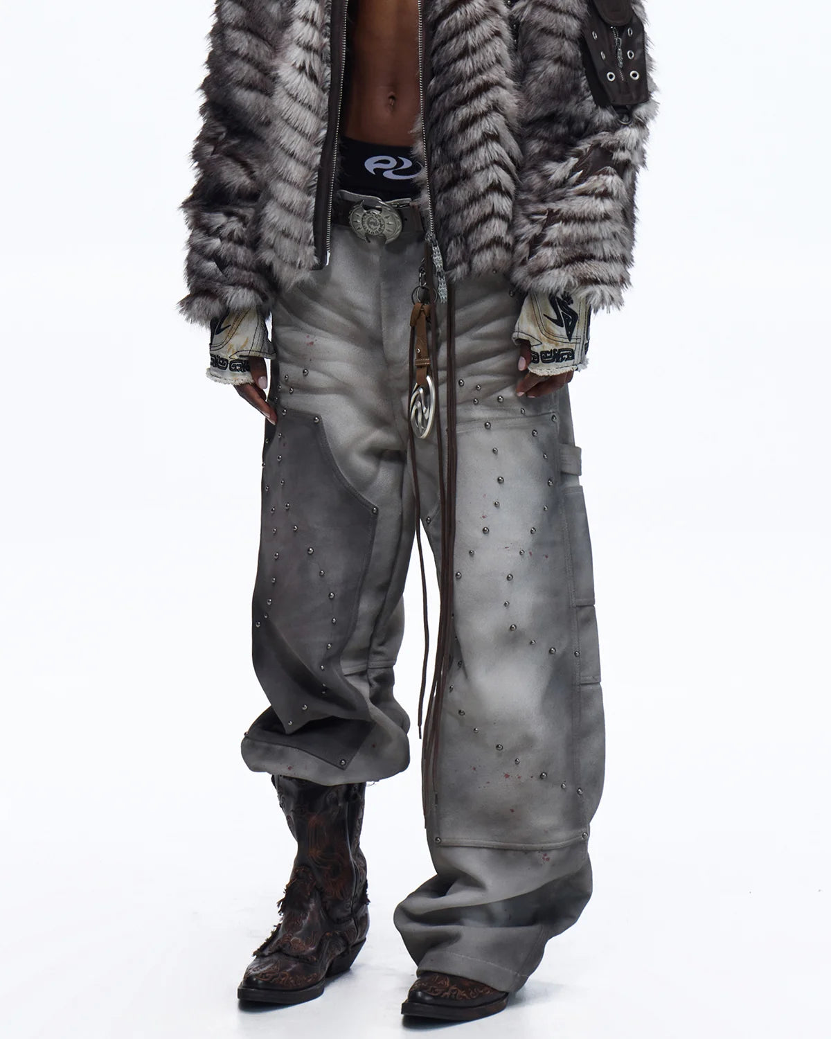 Personsoul Distressed Nubuck &amp; Cowhide with Mushroom Studs Pants